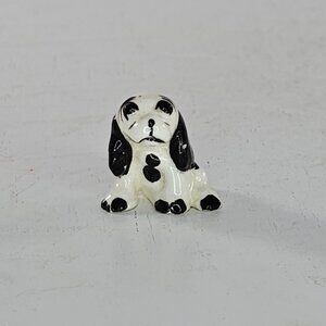 Hagen Renaker Cocker Spaniel Puppy Seated Black & White Miniature Figurine